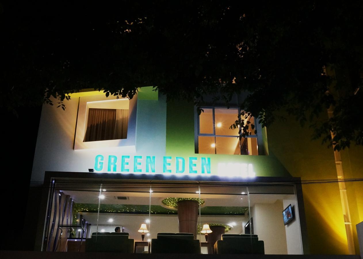 โรงแรมกรีน อีเดน มานาโด ภายนอก รูปภาพ